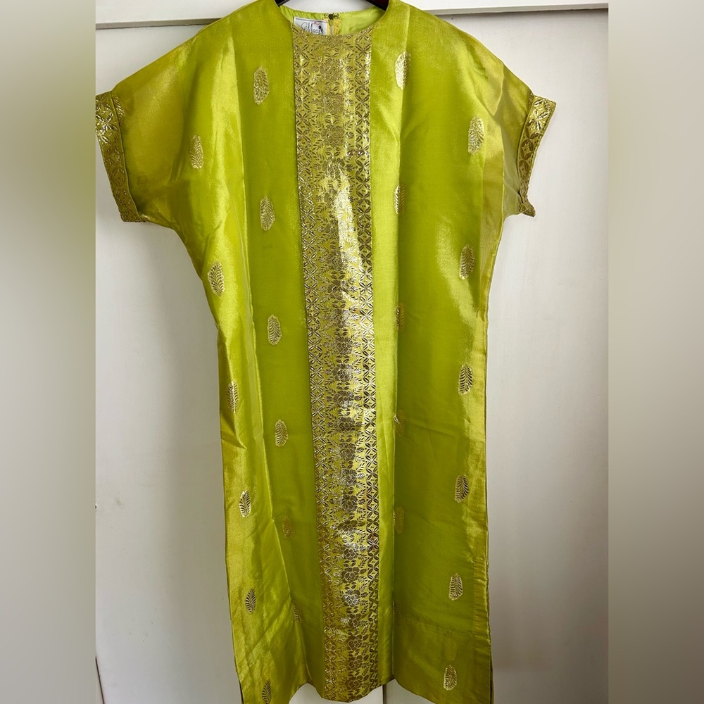 Green Abaya